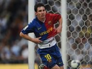Leo Messi about to celebrate his goal: Barcelona vs Real Madrid, 2009